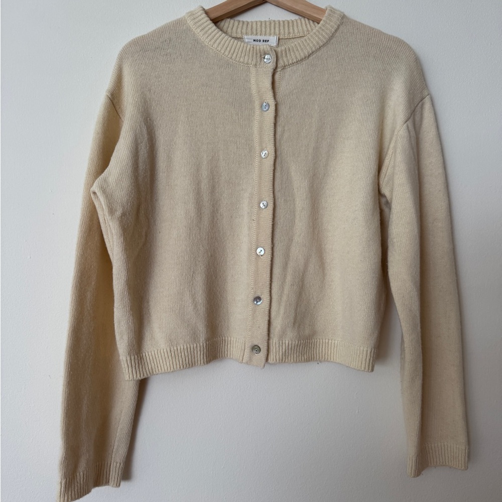 Mod Ref Cream Cardigan M